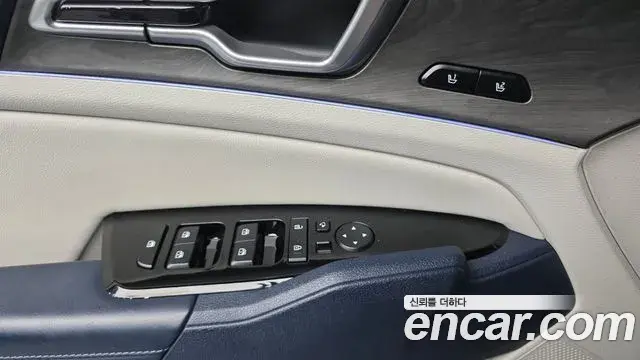 Kia Sportage 2023 — Фото 11/20