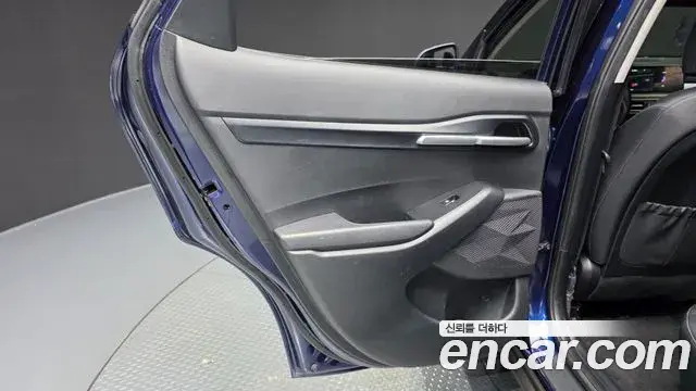 Kia Seltos 2024 — Şəkil 25/34