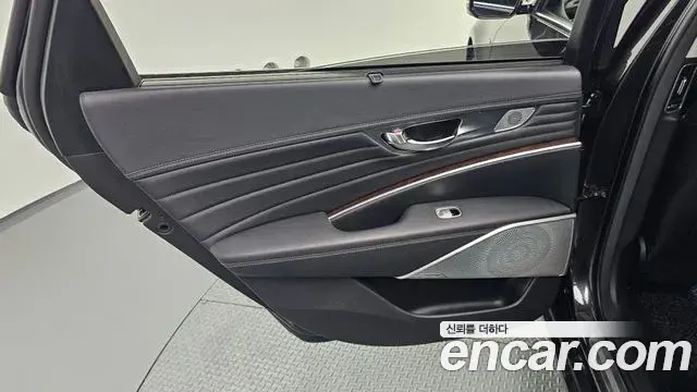 Kia The K9 2019 — Şəkil 18/32