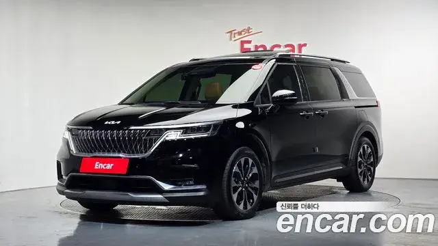 Kia Carnival 2023 — Фото 1/20