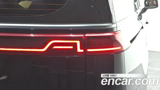Kia Carnival 2023 — Photo 31/31
