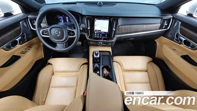 Volvo S90 2024 — Photo 15/35