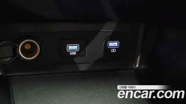 Hyundai Sonata Hybrid 2022 — ფოტო 20/31