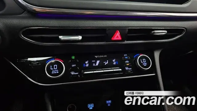 Hyundai Sonata Hybrid 2022 — ფოტო 28/31