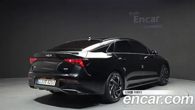 Kia K5 2025 — Şəkil 18/20