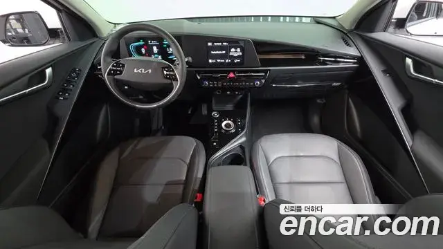 Kia Niro 2025 — Фото 6/20