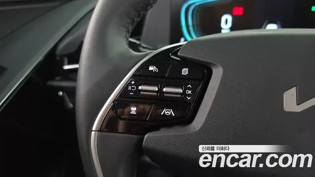 Kia Niro 2025 — Фото 15/20