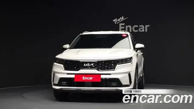 Kia Sorento 2022 — Фото 3/20