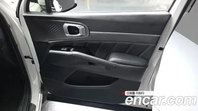 Kia Sorento 2022 — Photo 28/30