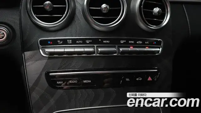 Mercedes-Benz C-Class 2019 — Фото 18/20