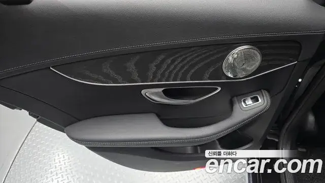 Mercedes-Benz C-Class 2019 — Şəkil 4/32