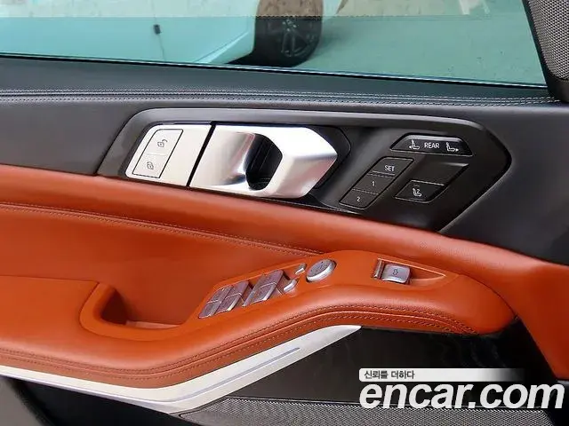 BMW X7 2022 — Şəkil 18/20
