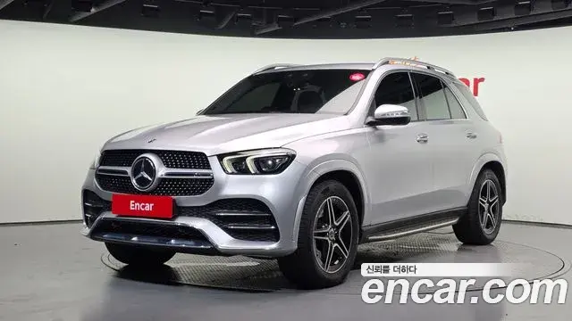 Mercedes-Benz GLE-Class 2019 — Şəkil 7/20