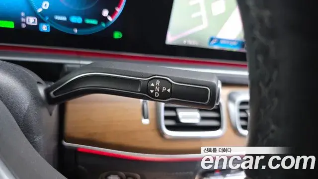 Mercedes-Benz GLE-Class 2019 — Şəkil 12/20
