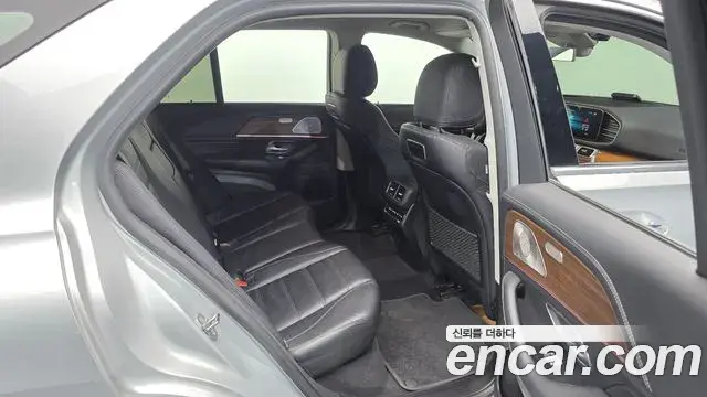 Mercedes-Benz GLE-Class 2019 — Şəkil 15/20