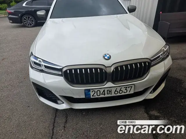 BMW 5 Series 2022 — ფოტო 3/13