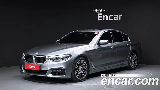 BMW 5 Series 2019 — Photo 17/20