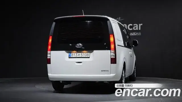 Hyundai Staria 2022 — Photo 20/35