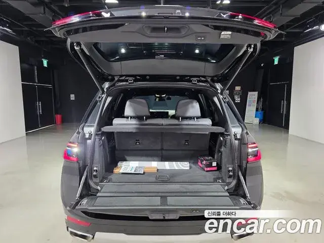BMW X7 2023 — Şəkil 3/18