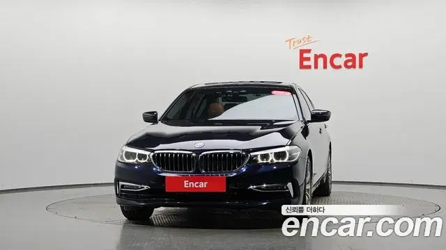 BMW 5 Series 2018 — Фото 3/20