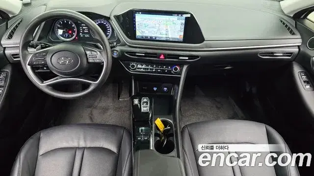 Hyundai Sonata Hybrid 2022 — Şəkil 19/31