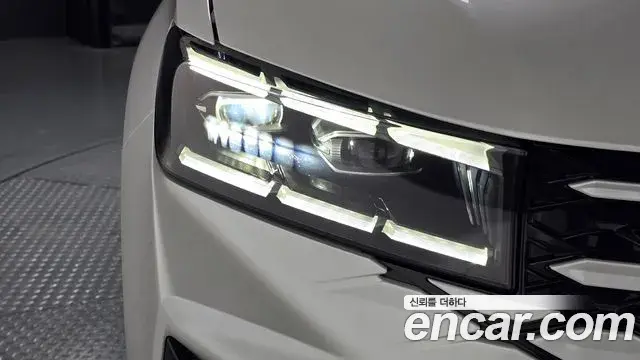 Renault Samsung Grand Koleos 2024 — Şəkil 27/32