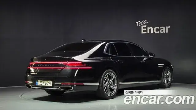 Genesis G90 2022 — Фото 2/20