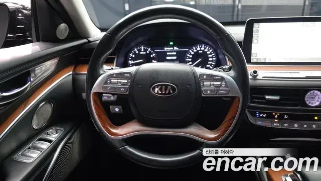 Kia The K9 2018 — Фото 13/20