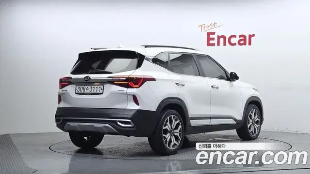 Kia Seltos 2019 — Photo 14/31