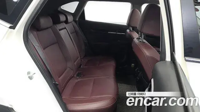Kia Seltos 2019 — Photo 1/31