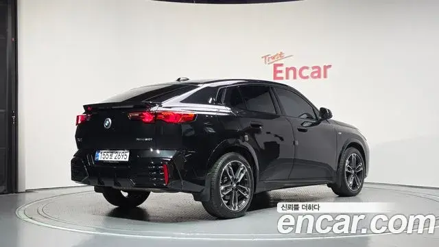 BMW X2 2025 — Фото 2/20
