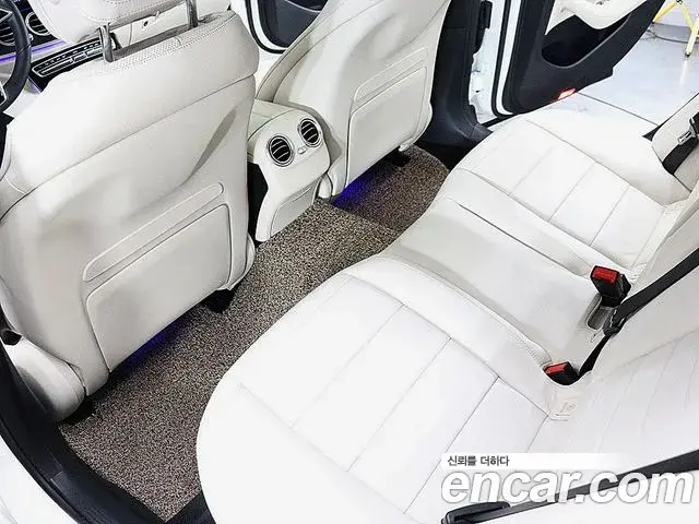Mercedes-Benz E-Class 2023 — Şəkil 14/20