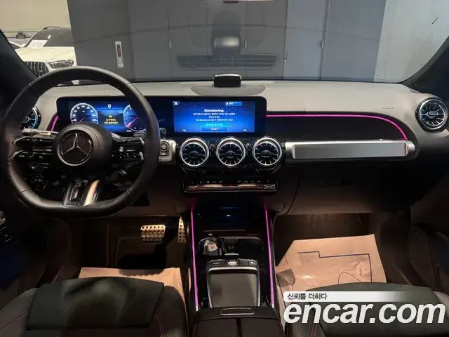 Mercedes-Benz GLB-Class 2026 — Фото 9/20