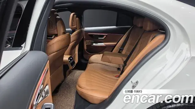Mercedes-Benz E-Class 2025 — ფოტო 4/31