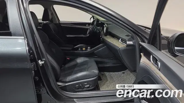 Kia K5 2020 — Photo 6/30