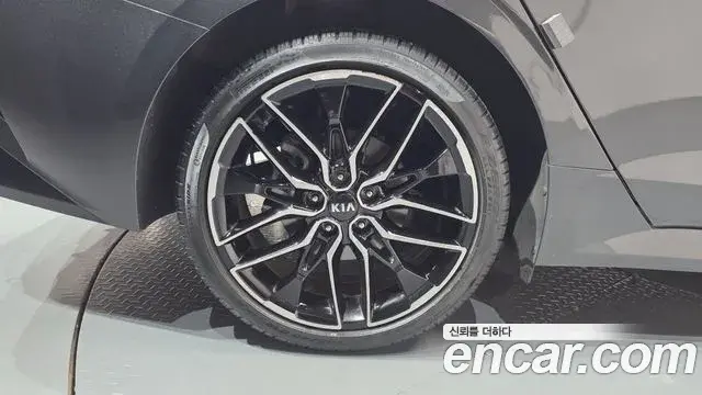 Kia K5 2020 — Photo 25/30