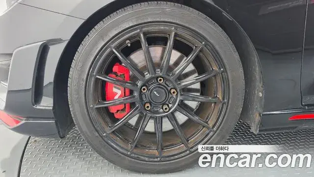Hyundai Veloster 2021 — Şəkil 15/33