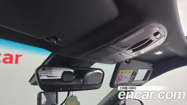 Hyundai Veloster 2021 — Şəkil 28/33