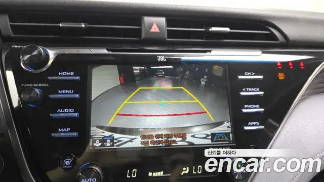 Toyota Camry 2018 — Şəkil 4/20