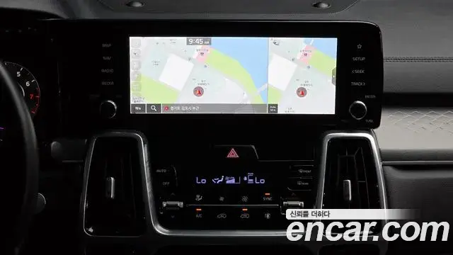 Kia Sorento 2021 — Photo 14/20