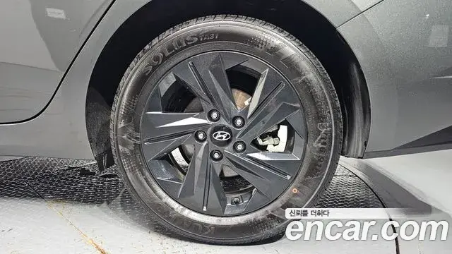 Hyundai The New Avante Hybrid 2022 — Şəkil 10/31