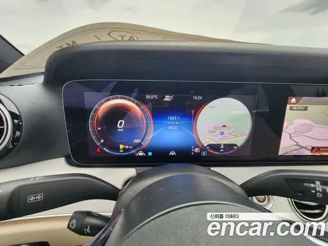 Mercedes-Benz E-Class 2021 — ფოტო 16/18