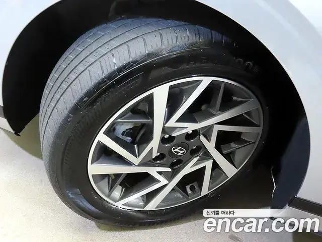 Hyundai Grandeur 2023 — Фото 4/20