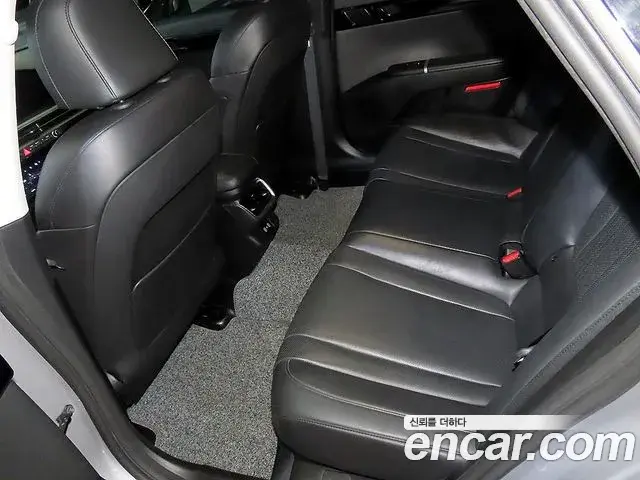 Hyundai Grandeur 2023 — Фото 8/20