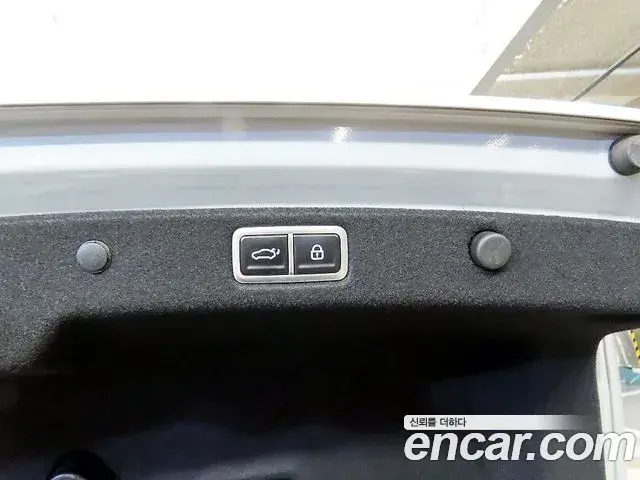 Hyundai Grandeur 2023 — Фото 18/20