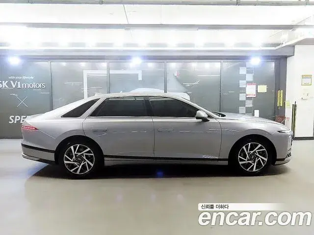 Hyundai Grandeur 2023 — Фото 19/20