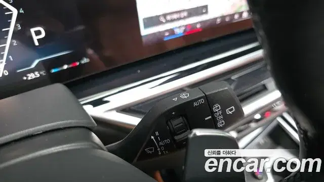BMW X7 2023 — ფოტო 7/38