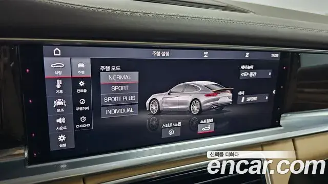 Porsche Panamera 2018 — Фото 17/20