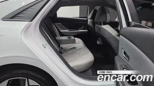 Hyundai Avante 2020 — Фото 12/20