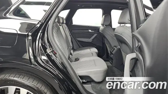 Audi Q5 2021 — Фото 11/20